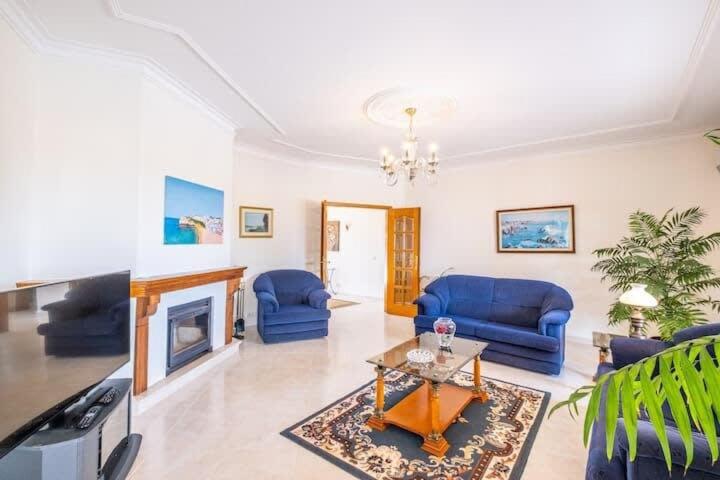 Casa Bella Vista - Fantastic spacious villa with beautiful views views of the Algarvian mountains Monchique - image 23
