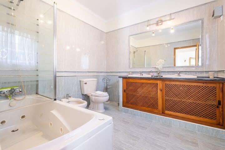 Casa Bella Vista - Fantastic spacious villa with beautiful views views of the Algarvian mountains Monchique - image 14