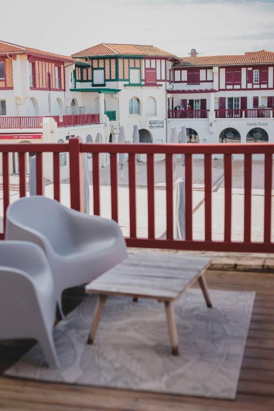 Double Room with Terrace and Front Sea View   image 3