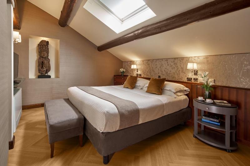 Suite image 3
