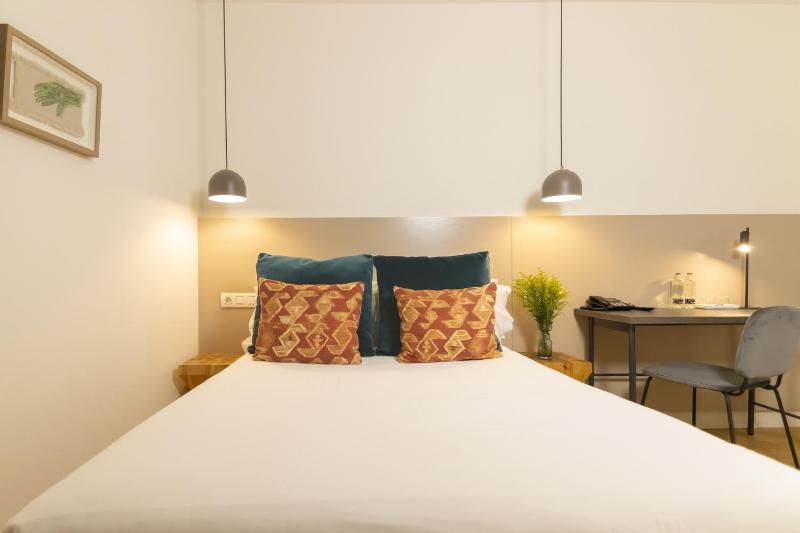 Single Classic Interior Room image 1