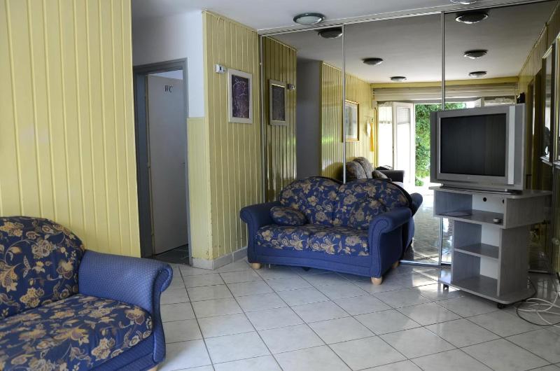 Apartment image 4