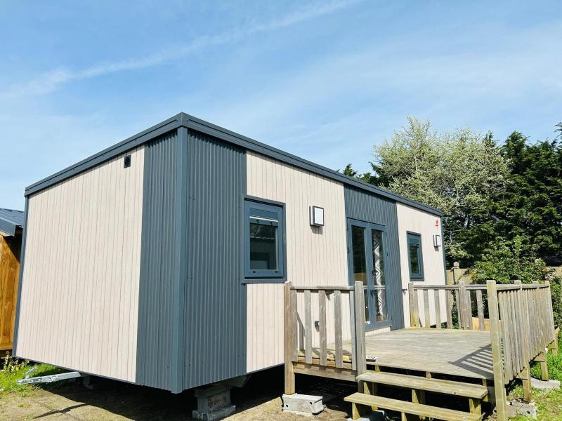 Mobile Home image 1