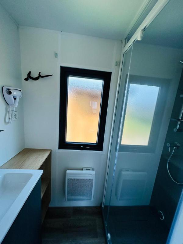 Mobile Home image 2