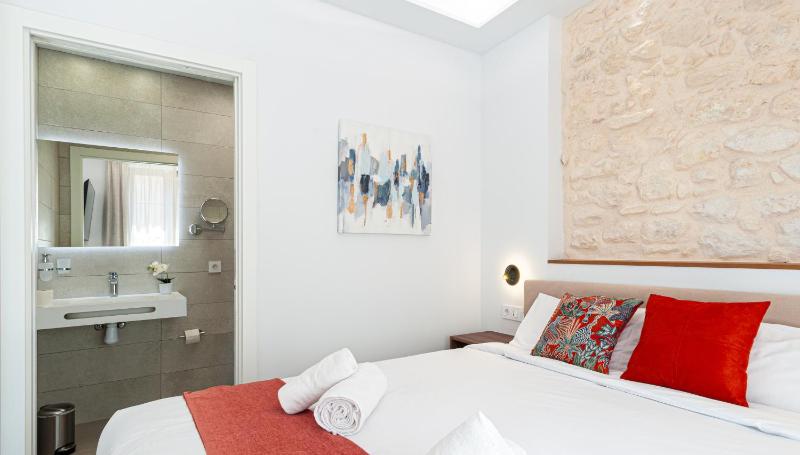 Myflats Luxury Cathedral - image 22