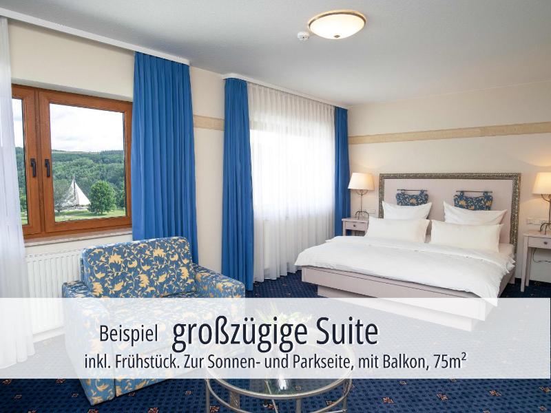 Suite with Balcony image 3