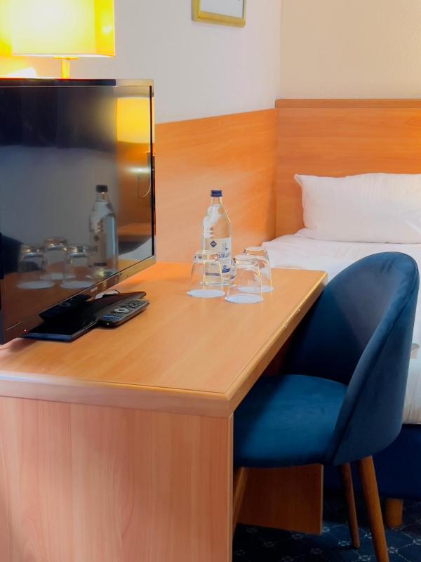 Comfort Triple Room image 3