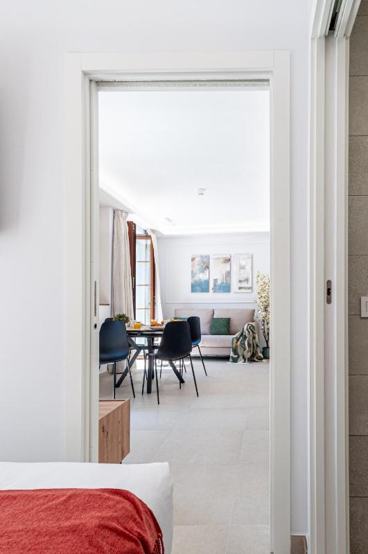 Myflats Luxury Cathedral - image 31