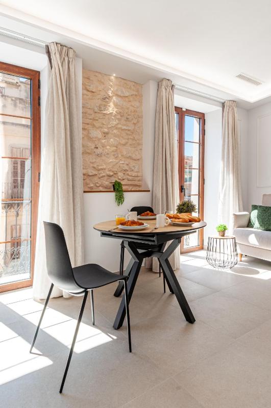 Myflats Luxury Cathedral - image 27