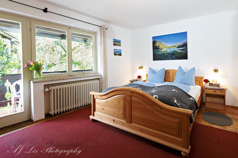 Double Room with Balcony image 1