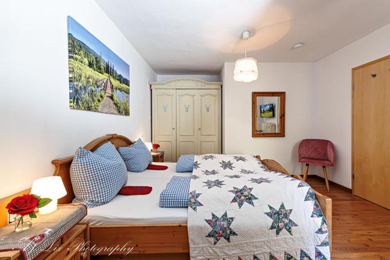 Double Room with Shower image 1
