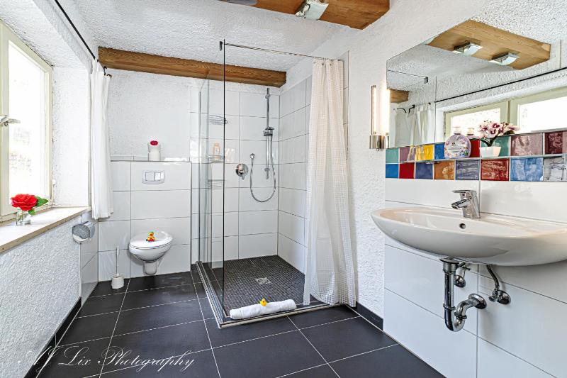 Double Room with Shower image 4