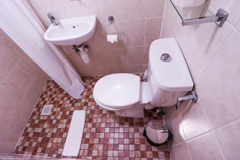 Standard Double Room image 1