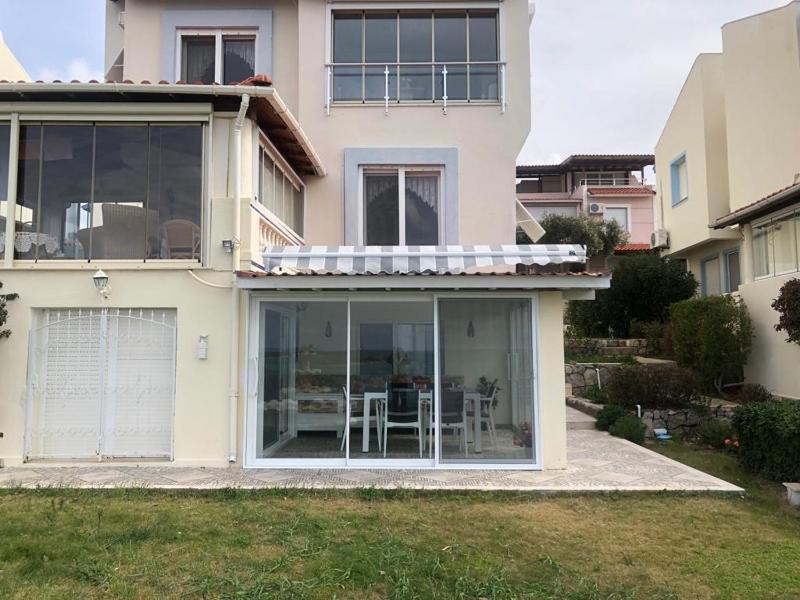 Apartment with Terrace image 4