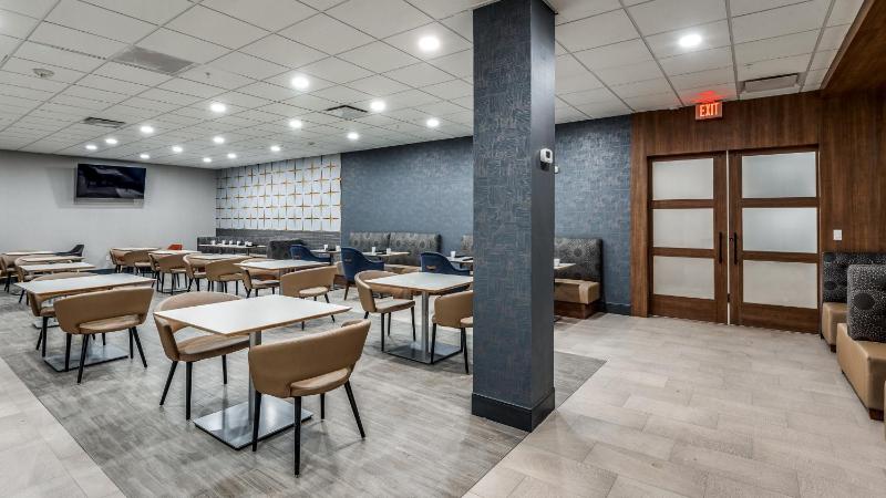 Staybridge Suites Dallas Market Ctr Love Field By IHG - image 2
