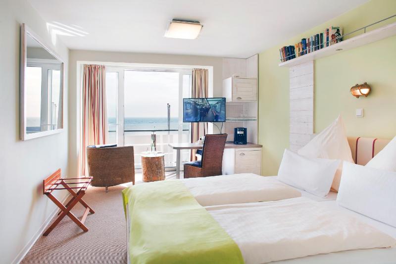 Comfort Double Room with Sea View image 1
