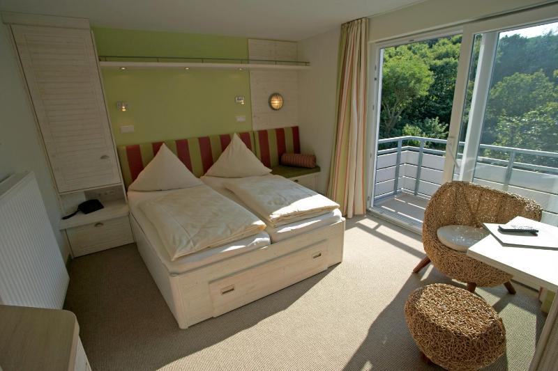 Small Double Room  image 3