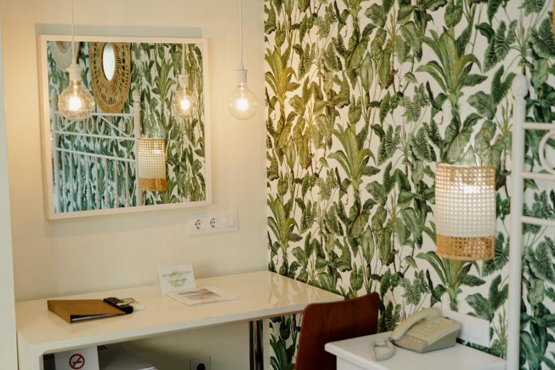 Superior Double Room image 2