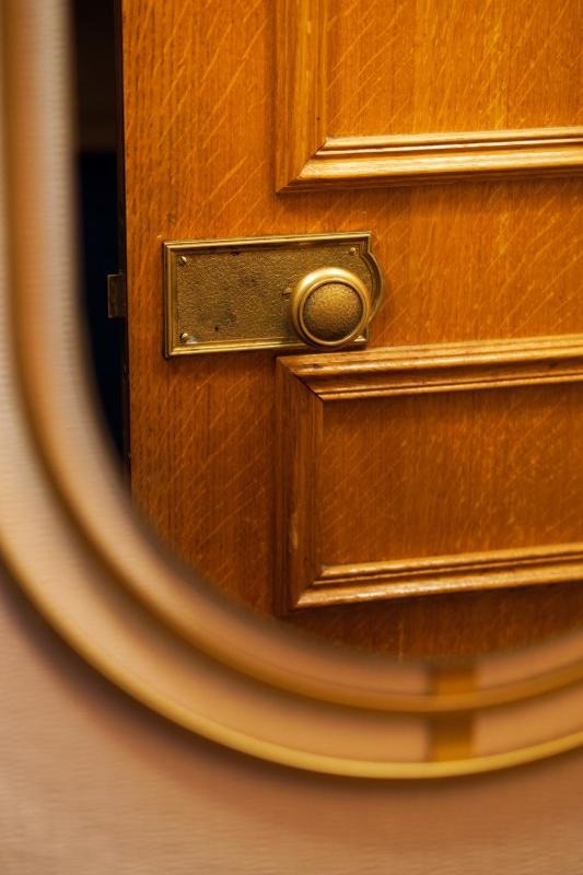 Two Double Adjoining Rooms image 2