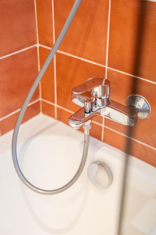 Standard Single Room image 2