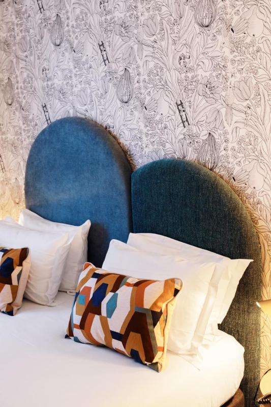 Classic Double Room image 4