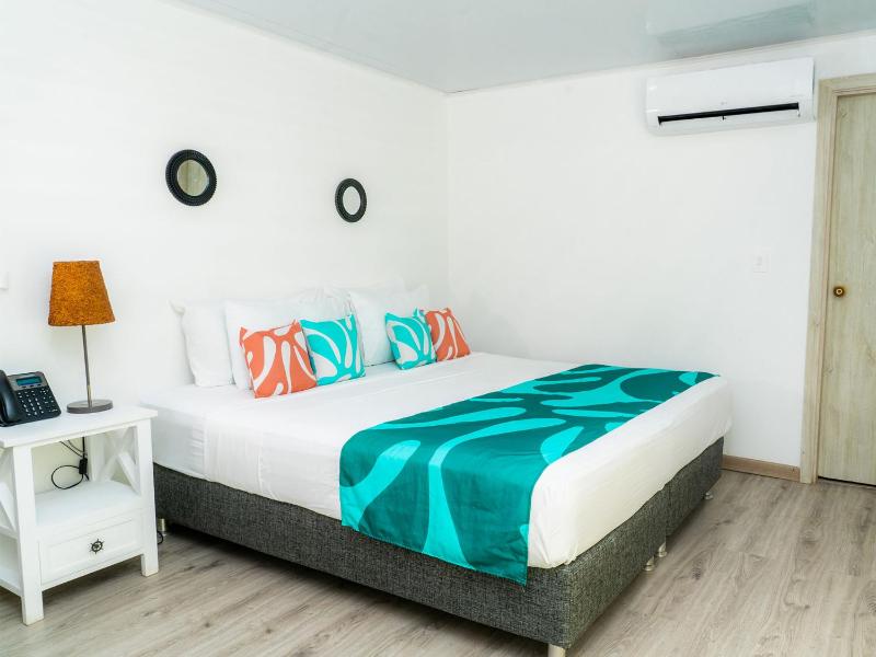 Hotel Caribbean Coral - image 8