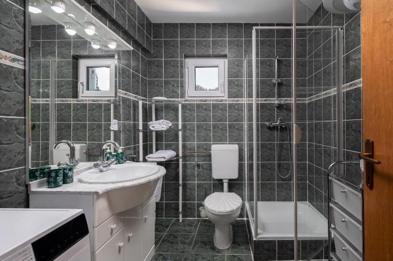 Morena Apartments - image 14