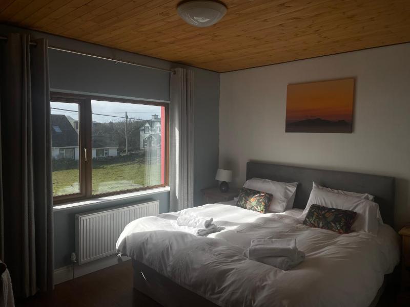 Deluxe Double Room with Sea View image 1