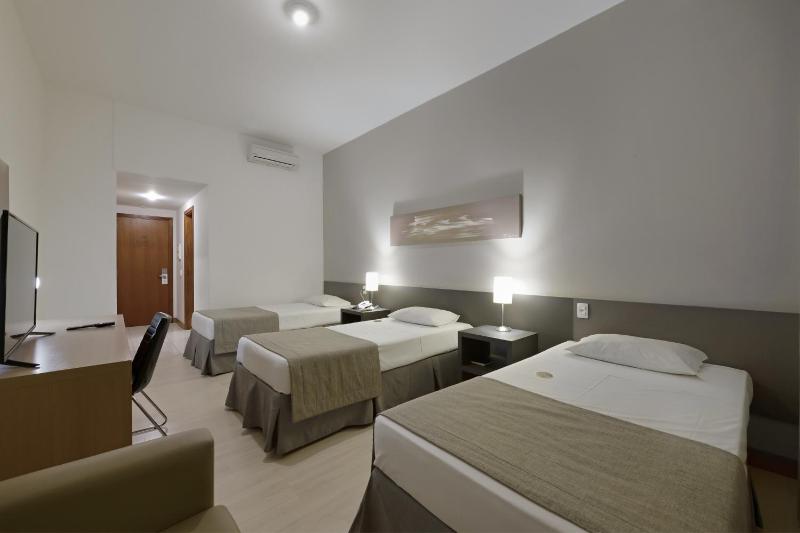 Garden Hotel - image 4