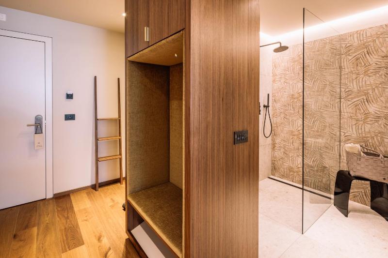 Junior Suite image 4