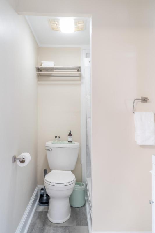 Suite with Garden View image 2
