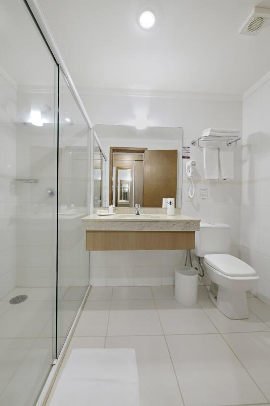 Garden Hotel - image 12
