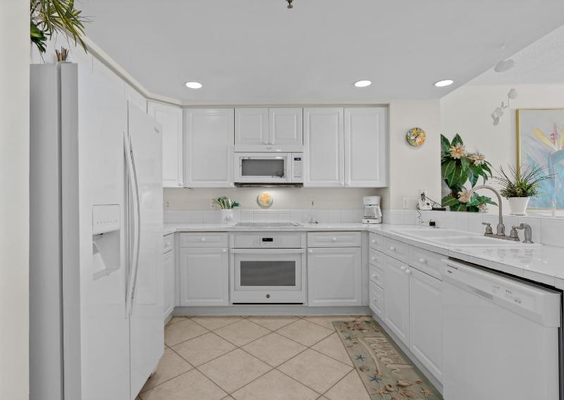 Emerald Isle Unit 903 - image 25