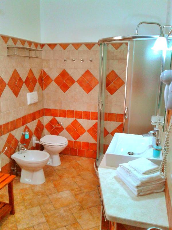 Quadruple Room with Private Bathroom image 1