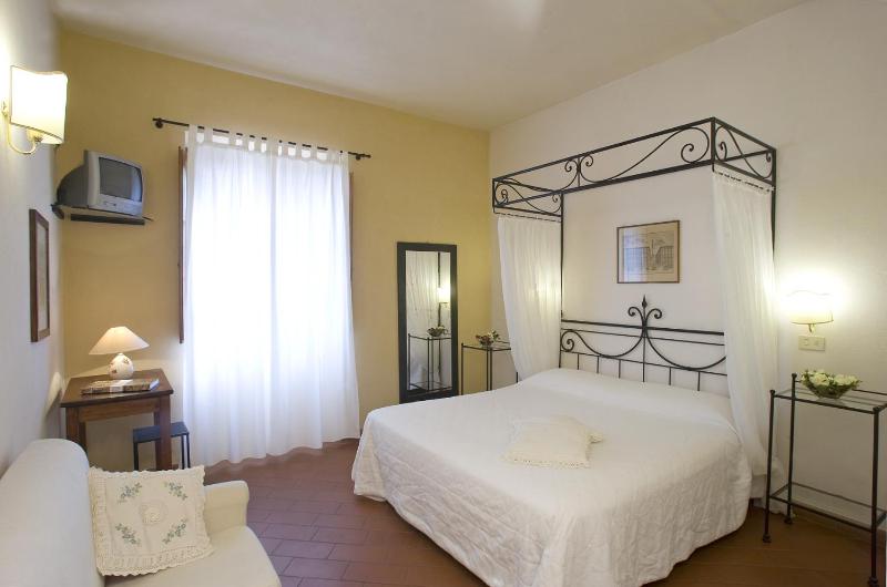 Superior Double or Twin Room image 2