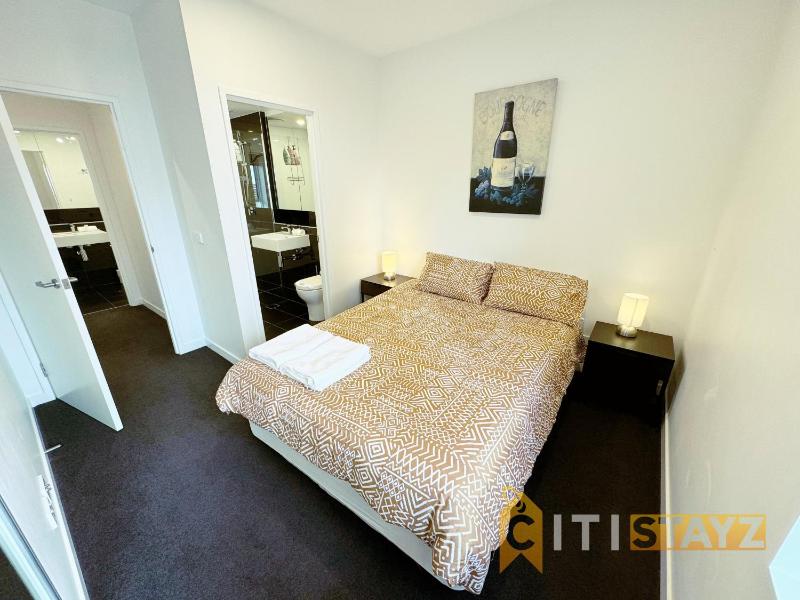 Wonder in Woden - 2 bd 2bth Apt - image 3