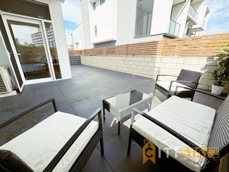 Wonder in Woden - 2 bd 2bth Apt - image 8