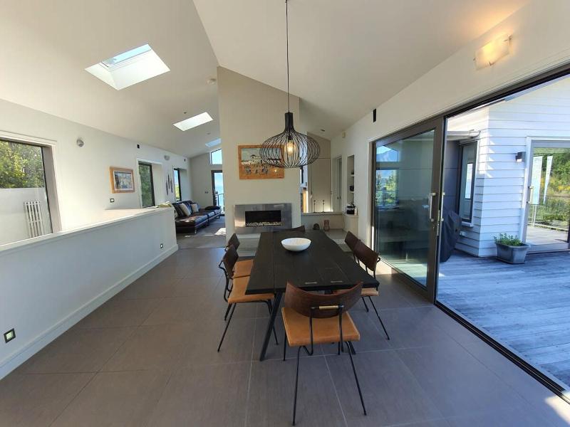 Private Retreat - Stunning Lake & Mountain Views - image 2