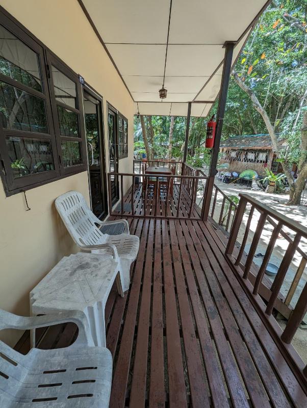 Moonhut Bungalows - image 33