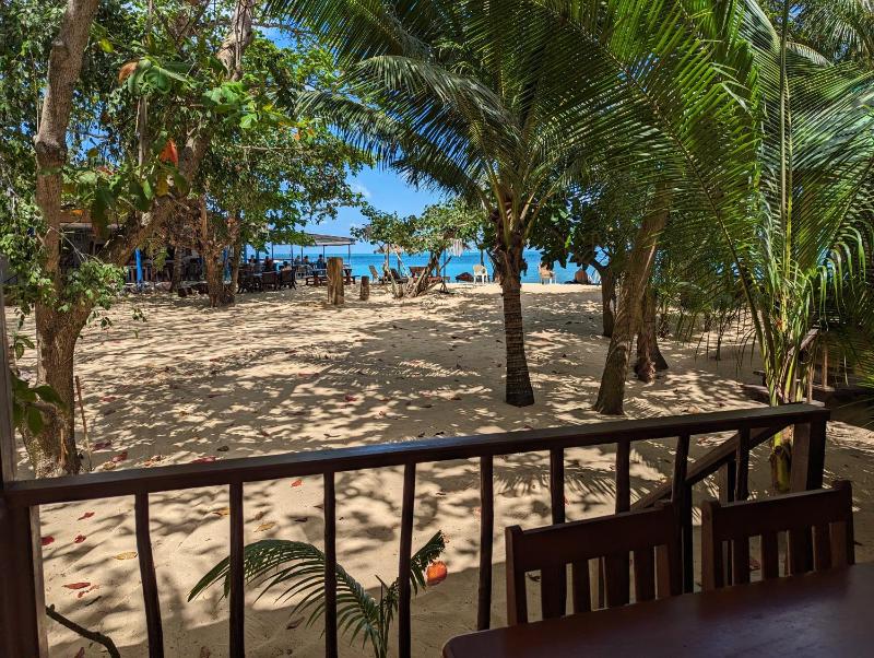 Moonhut Bungalows - image 47