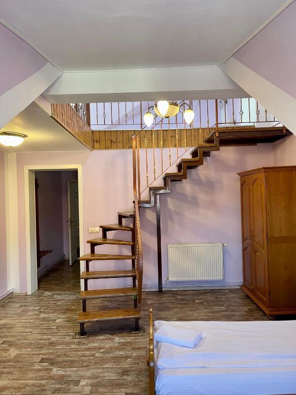 Duplex Suite (5 Adults) image 3