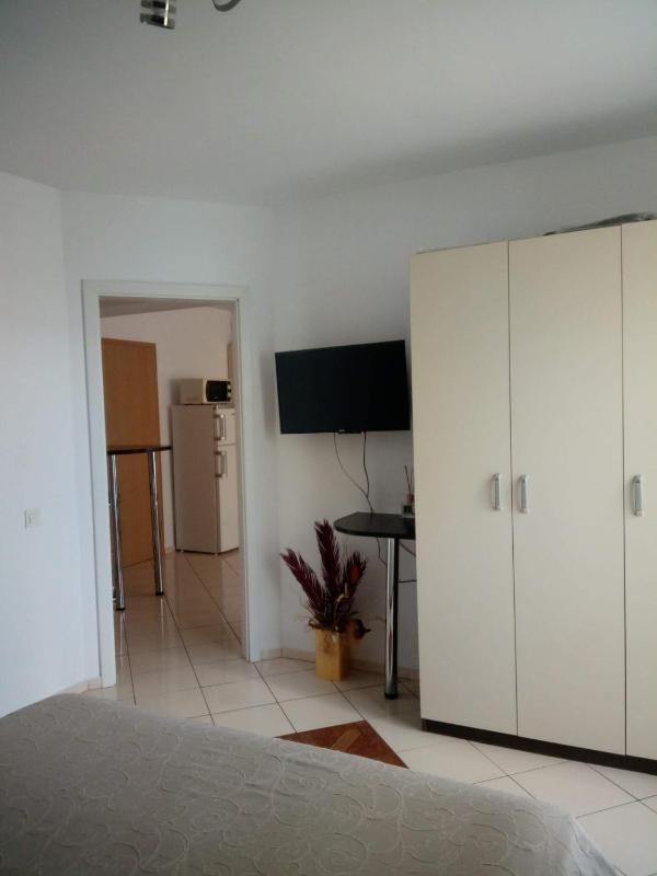 Apartment with Balcony image 3