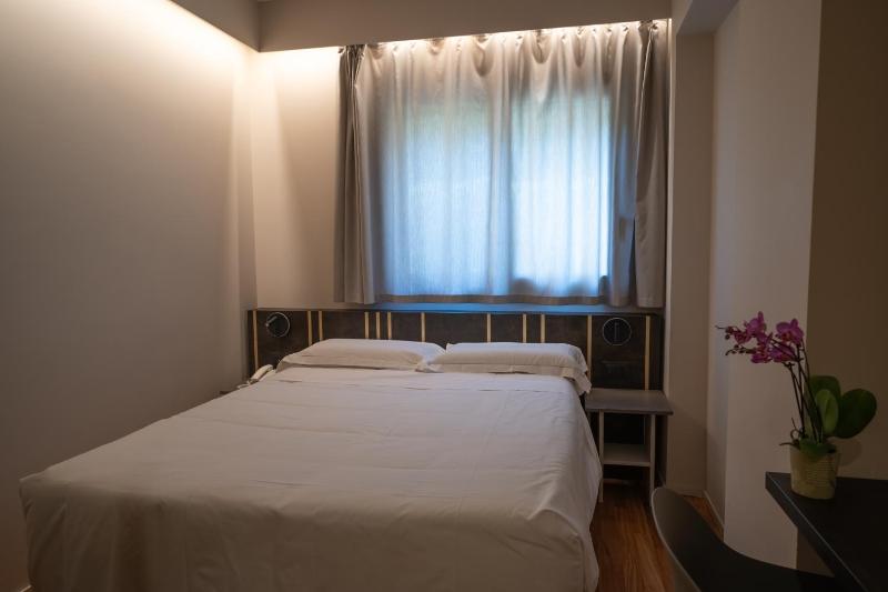 Plaza Hotel Catania - image 10