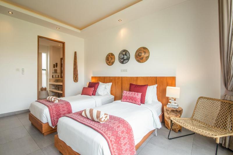 Exquisite 4BR Haven 5min Stroll to Beach Canggu - image 24