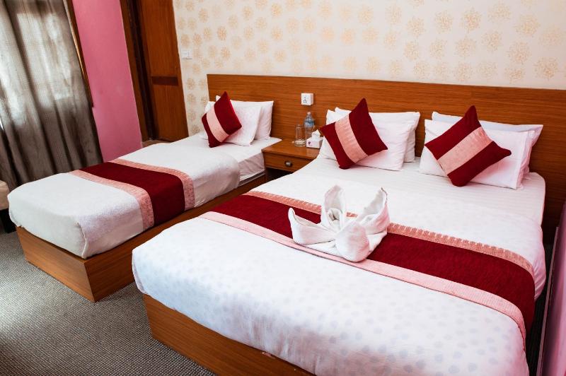Kusum Hotel - image 7
