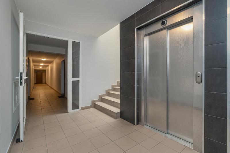 Spacious Apartment Ideal for Families by Noclegi Renters - image 26