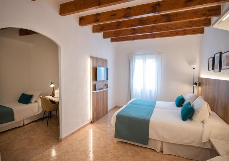 Alfons Hotel - image 5