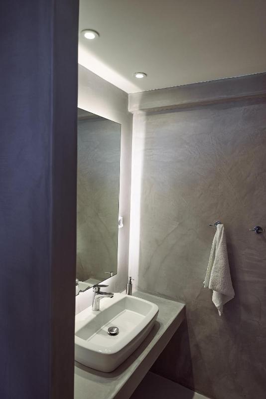 Sunset Residences with Balcony image 3