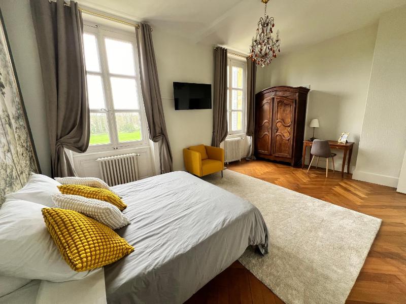 Executive Suite image 4