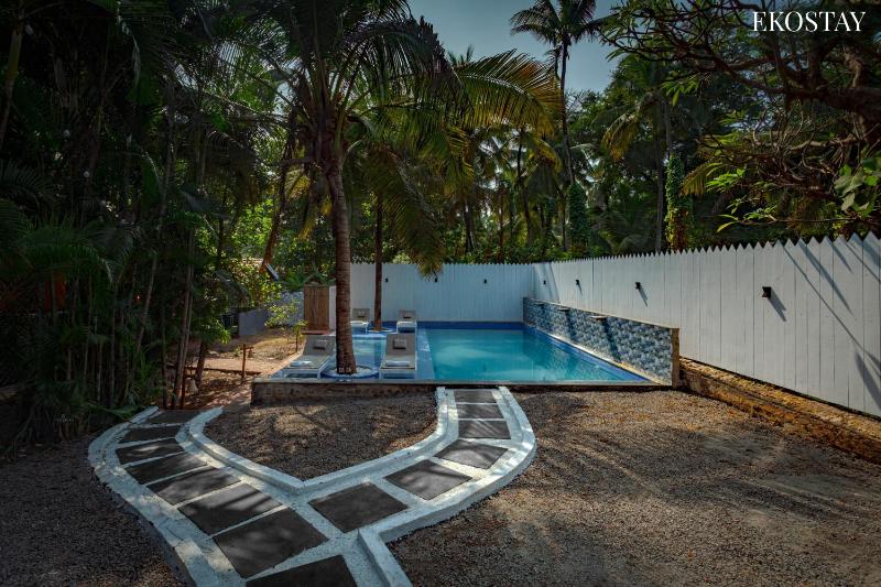 Ekostay Jungle Beach Villa I 1 Acre Property I 100 Meters from the Beach - image 14